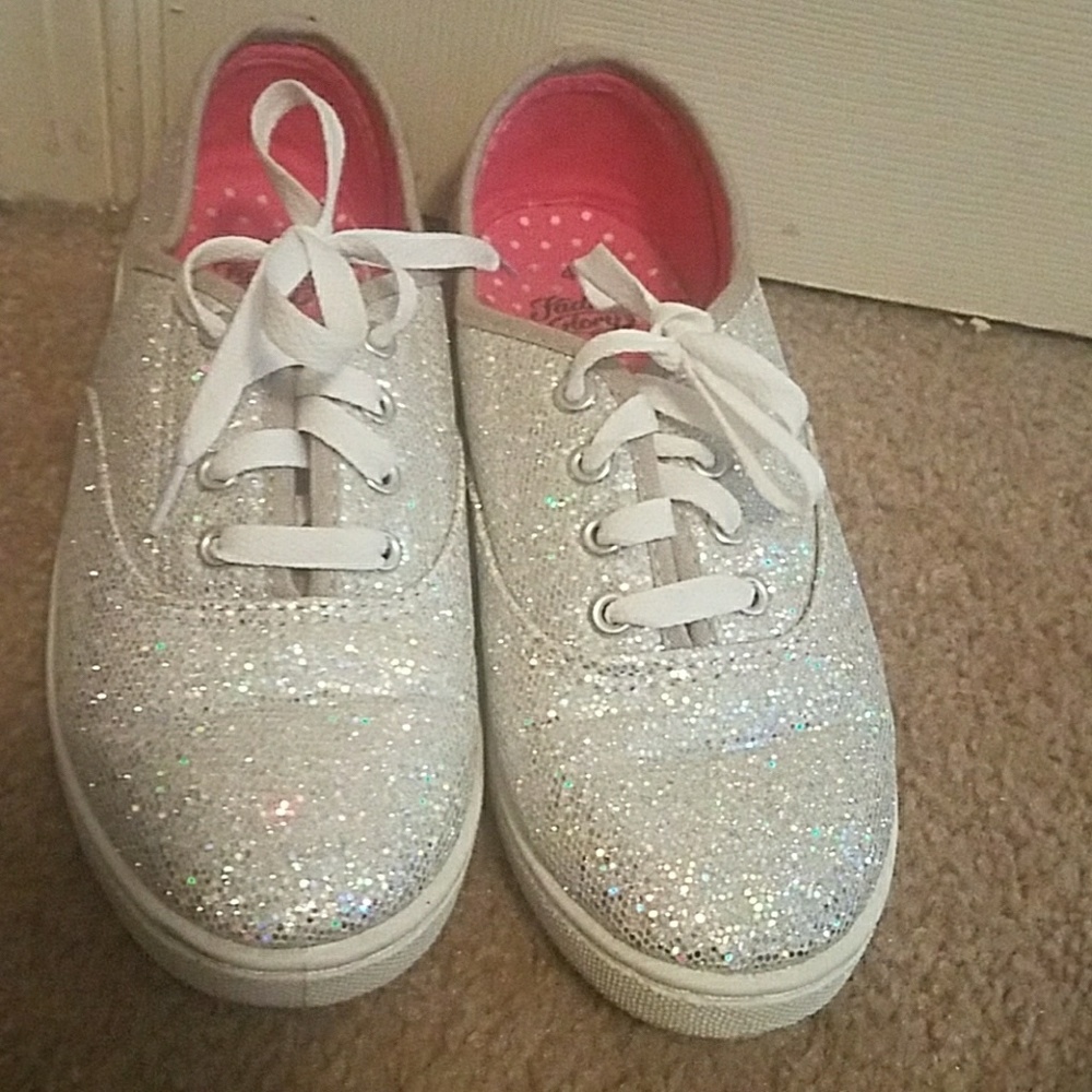 Holo Faded Glory Shoes